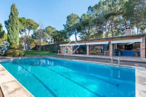 Villa a Boadilla Del Monte, Madrid, Boadilla Del Monte - € 2.700.000 | Ref: POZ38176 - foto 4