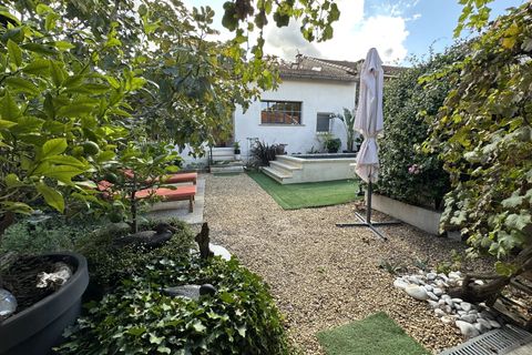 Villa a Eygalières, Bouches-du-Rhone, Eygalières - € 998.500 | Ref: HH-15943611 - foto 15