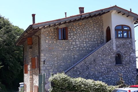 Villa a Verona, Verona, Verona - € 370.000 | Ref: es5554801 - foto 8