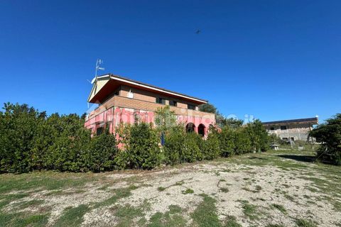Villa a Fossignano, Rome, Fossignano - € 400.000 | Ref: es5554450 - foto 31