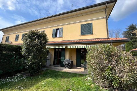 Villa i Saronno, Varese, Saronno - € 475.000 | Ref: es5554399 - foto 1