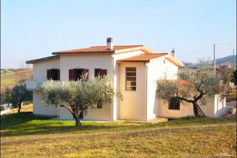 Villa a Pescara, Pescara, Pescara - € 220.000 | Ref: es5554061 - foto 2