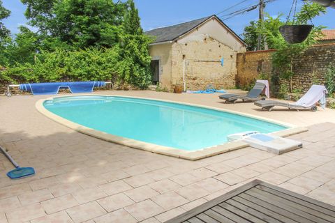 Villa a Louin, Deux-Sevres, Louin - € 255.000 | Ref: es5554597 - foto 2