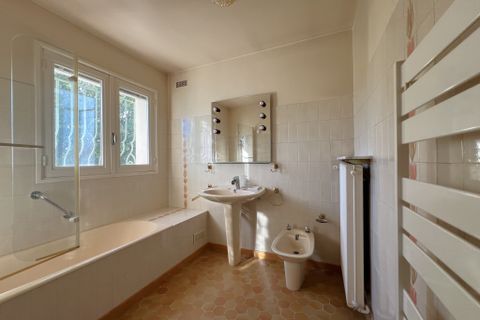 Villa i Nimes, Gard, Nimes - € 550.000 | Ref: 2214 - foto 8