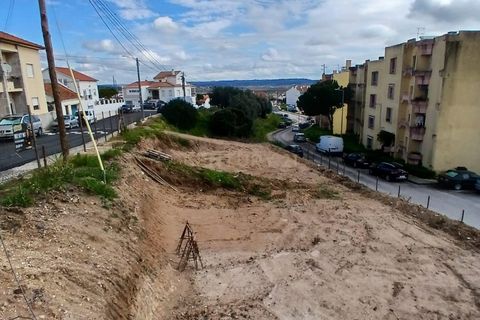 Helårsgrund i Alenquer, Lisbon, Alenquer - € 69.500 | Ref: C0407-00517 - foto 2