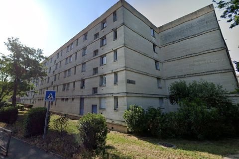 Apartament a Sorgues, Vaucluse, Sorgues - € 596/mes | Ref: SMA-015875-0413 - foto 2