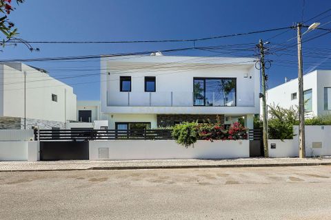 Villa i Almada, Setubal, Almada - € 849.000 | Ref: C0431-00725 - foto 2