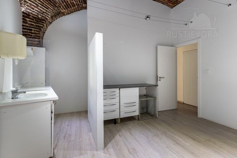 L'establiment comercial a Evora, Evora, Evora - € 1.500/mes | Ref: 2314 - foto 3