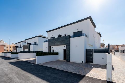 Byhus i Gran Alacant, Alicante, Gran Alacant - € 350.000 | Ref: N9257 - foto 1