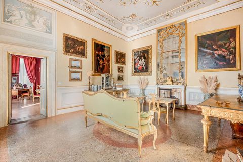 Villa i Capannori, Lucca, Capannori - € 20.000.000 | Ref: CBI129-1110-130554 - foto 8
