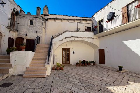 Villa a Monte Sant'Angelo, Foggia, Monte Sant'Angelo - € 55.000 | Ref: LARGO TOTILA - foto 2