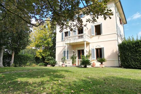 Villa a Porcari, Lucca, Porcari - € 750.000 | Ref: IA03781 - foto 4