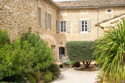 Gårdshus i Grignan, Drome, Grignan - € 1 895 000 | Ref: 2815 - foto 3