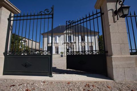 Villa i Saint-Emilion, Gironde, Saint-Emilion - € 2.650.000 | Ref: KM1115 - foto 2