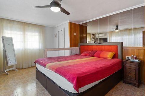 Villa i Torrevieja, Alicante, Torrevieja - € 490.000 | Ref: CLDJJ-46921 - foto 27
