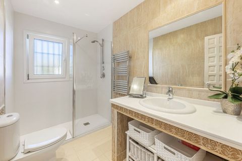 Villa a La Duquesa, Malaga, La Duquesa - € 515.000 | Ref: R5187994 - foto 9
