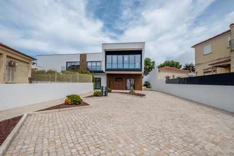 Villa i Cascais, Lisbon, Cascais - € 2.390.000 | Ref: CB01-0646 - foto 3