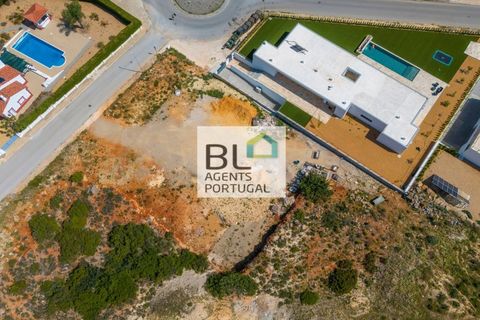 Helårsgrund i Quelfes, Faro, Quelfes - € 190.000 | Ref: SÒL_178 - foto 12