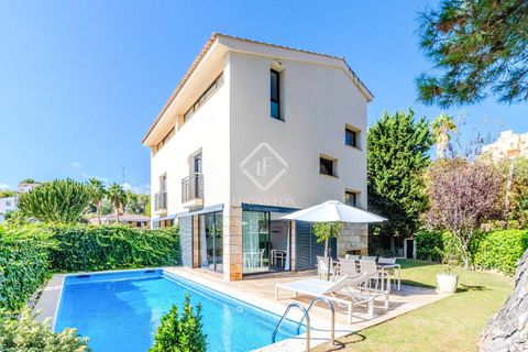 Villa i Sitges, Barcelona, Sitges - € 1.150.000 | Ref: SIT63061 - foto 2