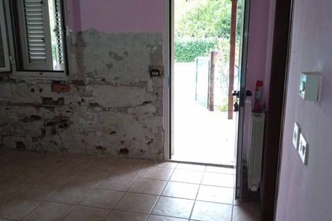 Villa i Barga, Lucca, Barga - € 140.000 | Ref: 2025lu036 - foto 6