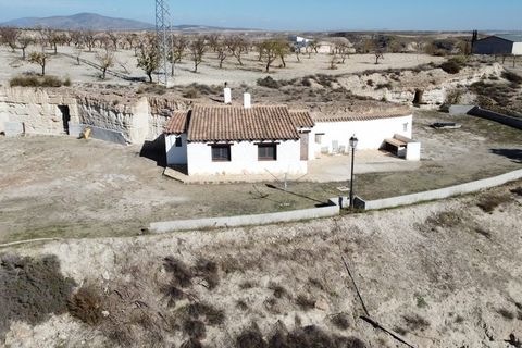 Landejendom i Galera, Granada, Galera - € 99.000 | Ref: v3112 - foto 1