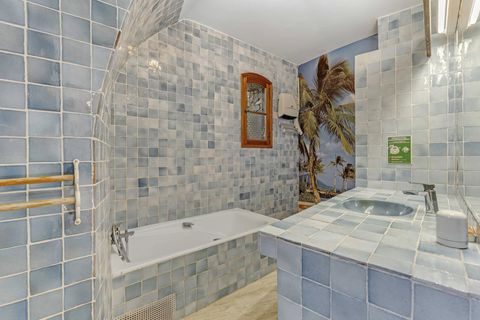 Villa a Hyeres, Var, Hyeres - € 1.750.000 | Ref: HH-15931992 - foto 2