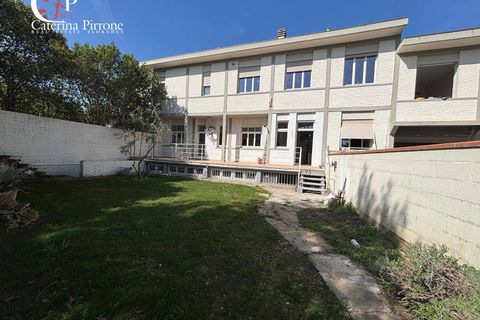 Villa a Florence, Florence, Florence - € 790.000 | Ref: AB20 - foto 32