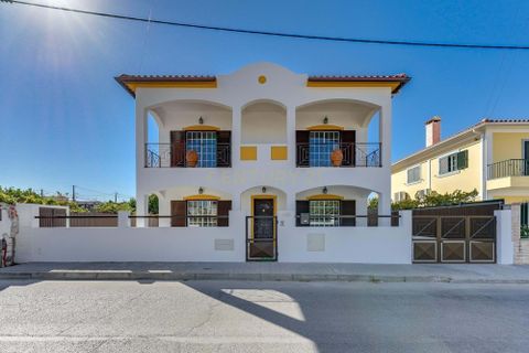 Villa i Seixal, Setubal, Seixal - € 670.000 | Ref: C0222-06539 - foto 1