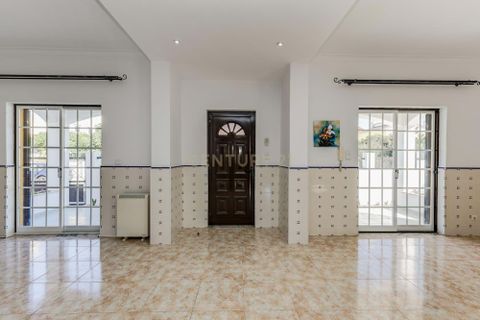 Villa i Seixal, Setubal, Seixal - € 670.000 | Ref: C0222-06539 - foto 9