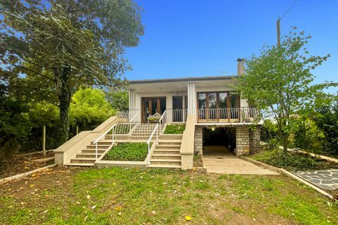 Villa i Chateauroux, Indre, Chateauroux - € 179.000 | Ref: 424003VINB - foto 1