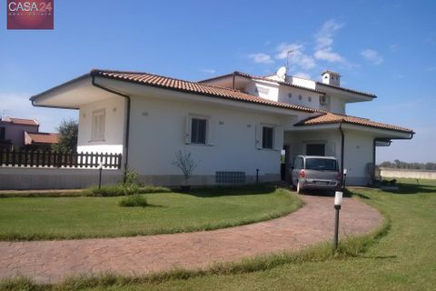 Villa a Latina, Latina, Latina - € 395.000 | Ref: 1404 - foto 17