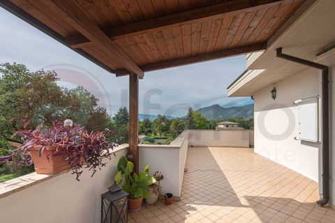 Villa a Cassino, Frosinone, Cassino - € 350.000 | Ref: AC99-149-1669 - foto 3