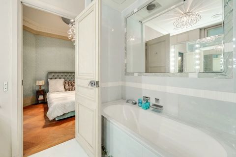 Lejlighed i Paris, Paris, Paris - € 1.942.000 | Ref: HH-15948136 - foto 12