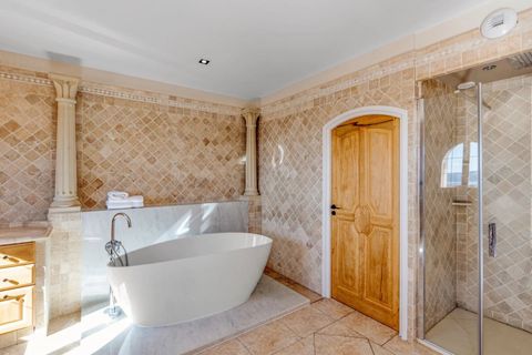 Villa a Grimaud, Var, Grimaud - € 4.200.000 | Ref: HH-15946935 - foto 2