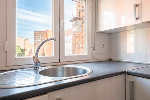 Lejlighed i Madrid, Madrid, Madrid - € 245.000 | Ref: 51201b76-dc5a-4b50-b - foto 10