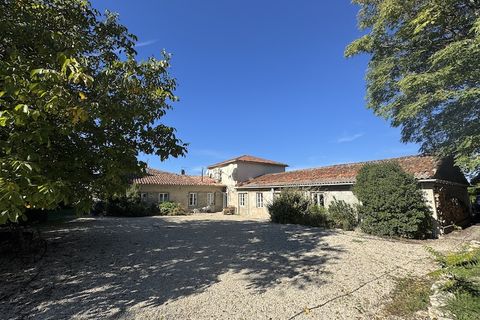 Villa en Chatignac, Charente, Chatignac - € 498.750 | Ref: 160 - photo 1