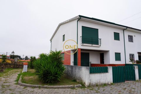 Rækkehus i Santa Maria da Feira, Aveiro, Santa Maria da Feira - € 410.000 | Ref: ONE91557-37 - foto 1