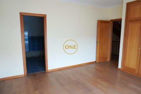 Rækkehus i Santa Maria da Feira, Aveiro, Santa Maria da Feira - € 410.000 | Ref: ONE91557-37 - foto 2