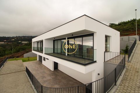 Byhus i Santa Cruz, Madeira, Santa Cruz - € 1.400.000 | Ref: ONE361867-10 - foto 1