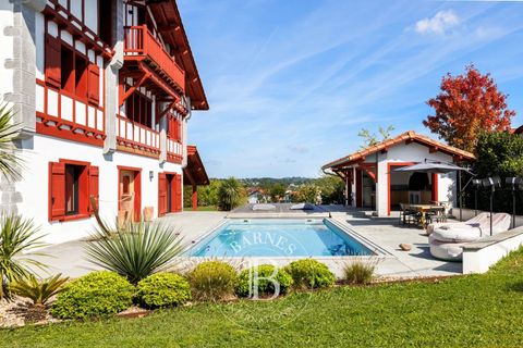 Villa a Larressore, Pyrenees-Atlantiques, Larressore - € 1.800.000 | Ref: M1767 - foto 3