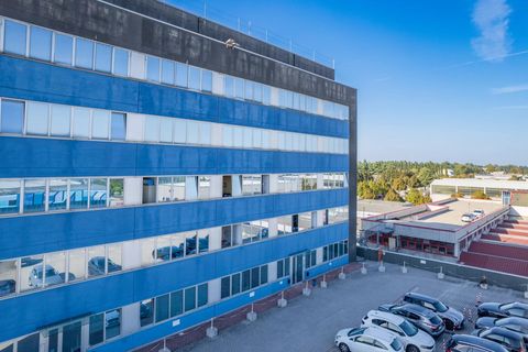 L'establiment comercial a Padua, Padua, Padua - € 2.700/mes | Ref: VBB50 - foto 3