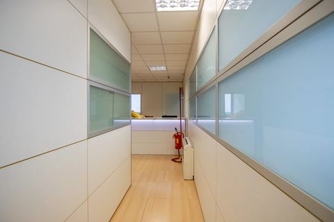 L'establiment comercial a Padua, Padua, Padua - € 2.700/mes | Ref: VBB50 - foto 16