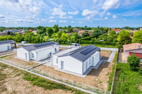 Villa i Legnaro, Padua, Legnaro - € 400.000 | Ref: VMV108 - foto 8