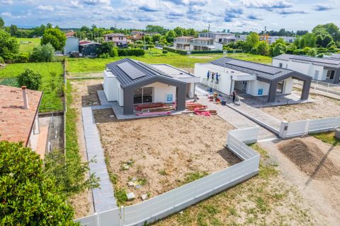 Villa i Legnaro, Padua, Legnaro - € 400.000 | Ref: VMV108 - foto 12