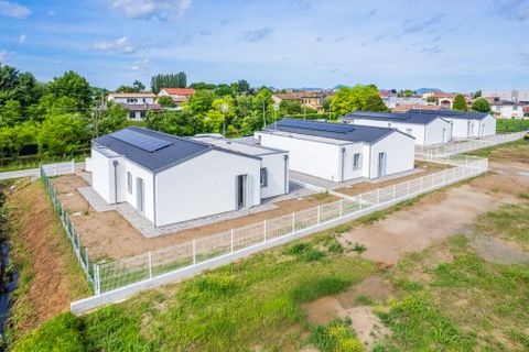 Villa i Legnaro, Padua, Legnaro - € 400.000 | Ref: VMV108 - foto 28