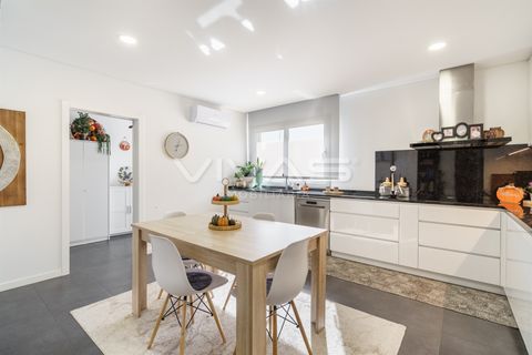 Villa i Guimaraes, Braga, Guimaraes - € 399.900 | Ref: 01-3723 - foto 11