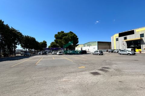 L'establiment comercial a Modugno, Bari, Modugno - € 3.100.000 | Ref: 11992/2025 - foto 20