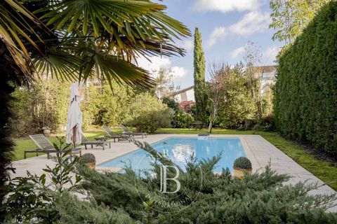 Villa i Bordeaux, Gironde, Bordeaux - € 999.000 | Ref: M2458 - foto 1