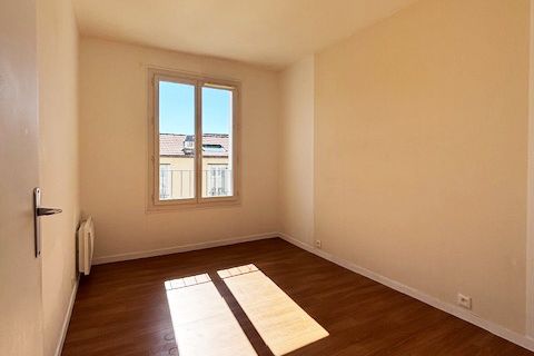 Lejlighed i Rueil-Malmaison, Hauts-de-Seine, Rueil-Malmaison - € 369.560 | Ref: 92-25-003185 - foto 3