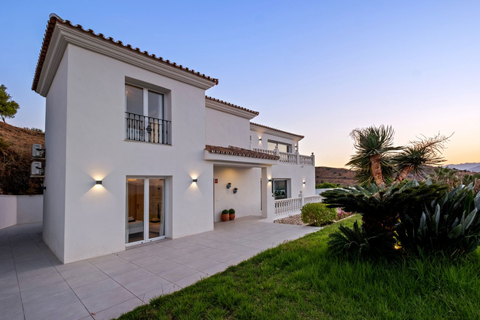 Villa i Mijas Costa, Malaga, Mijas Costa - € 1.390.000 | Ref: BLXR-1166 - foto 11